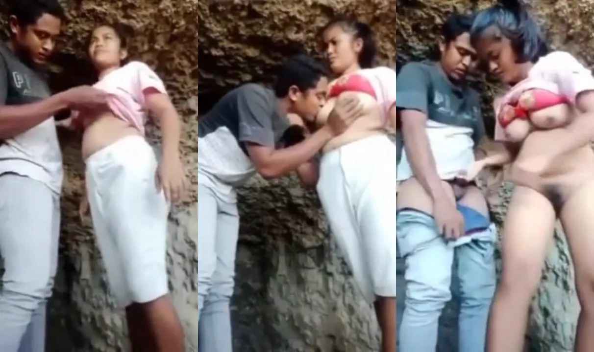 Horny desi guy sucking gf's big boobs and fucking her mouth