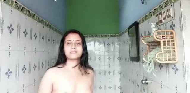 Marathi sexy bhabhi hot solo nude bath xxx mms