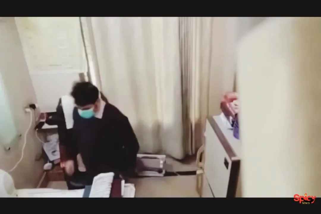Pakistani doctor romance with female patients cctv footage