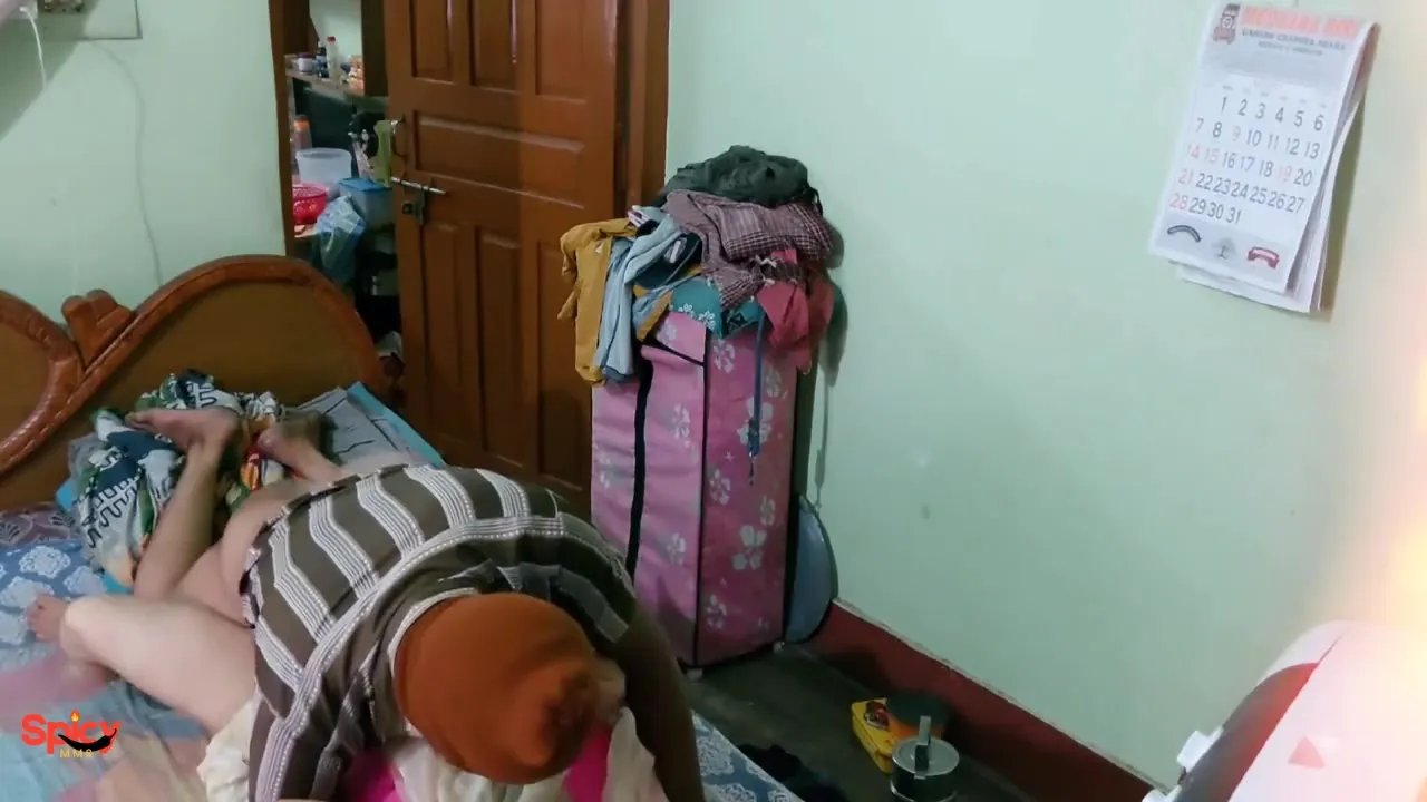 Chubby angry bhabhi and masked devar illicit hot sex