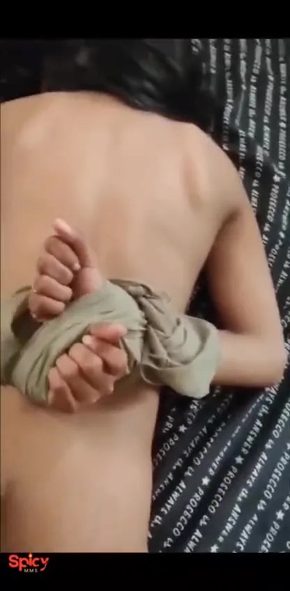 Hot Kannada girl hot chudai clips with her dominant boyfriend