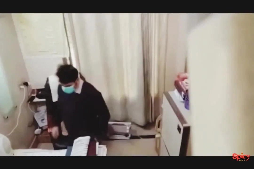 Pakistani doctor romance with female patients cctv footage