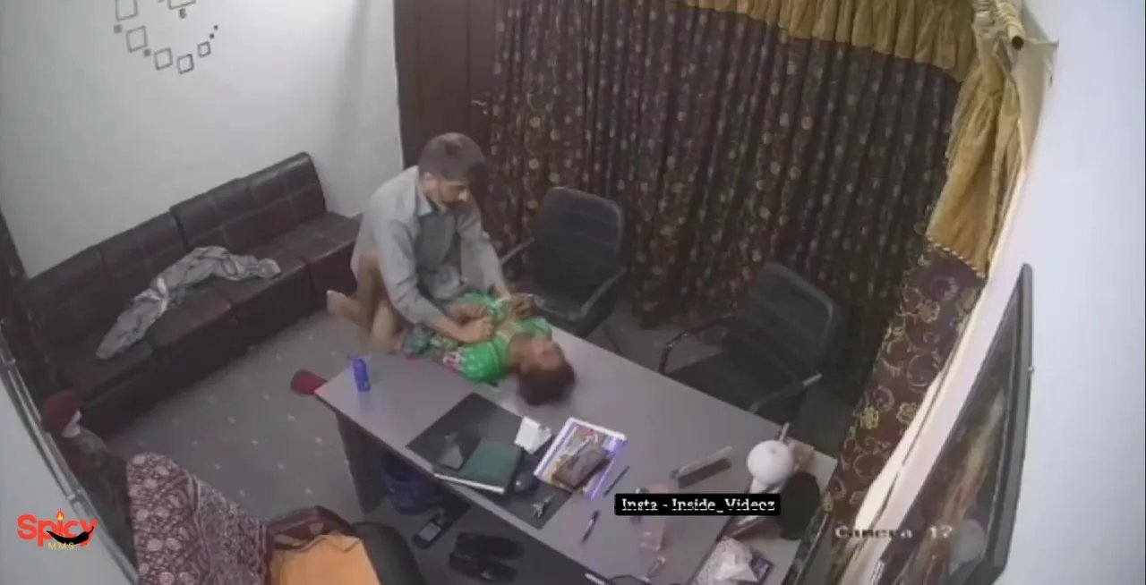 Pakistani mature boss and young maid viral office sex cctv mms