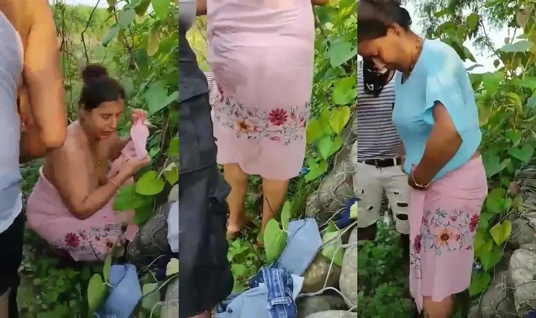 Sexy bhabhi caught red handed while naked and fucking with stranger