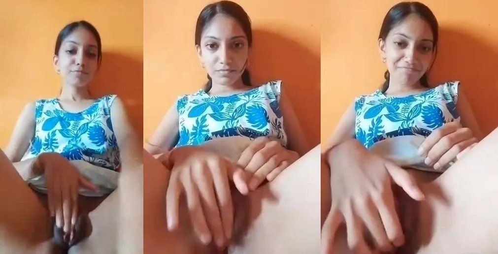 Young Marathi girl rubbing her wide pink pussy mms video